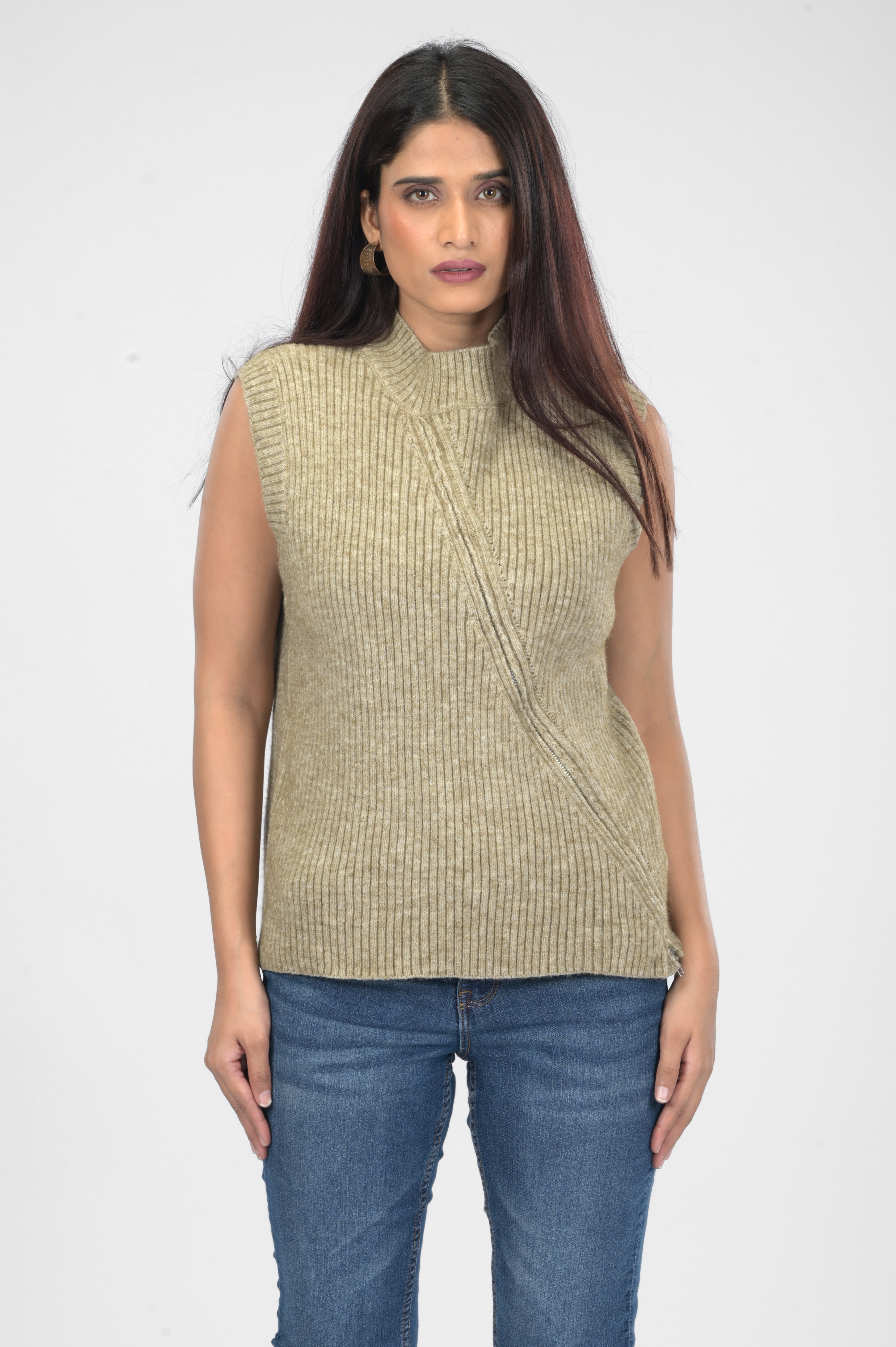Diagonal line sweater (Beige)
